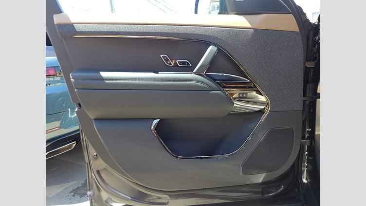 2023 認定中古車 Land Rover Range Rover Sport カルパチアングレイ 3.0リッター6気筒300PSターボチャージドディーゼルMHEV（オートマチック） DYNAMIC HSE
