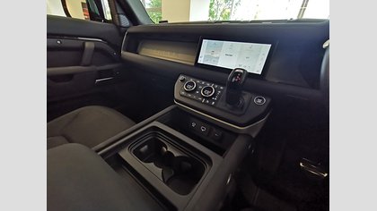 Defender 110 34