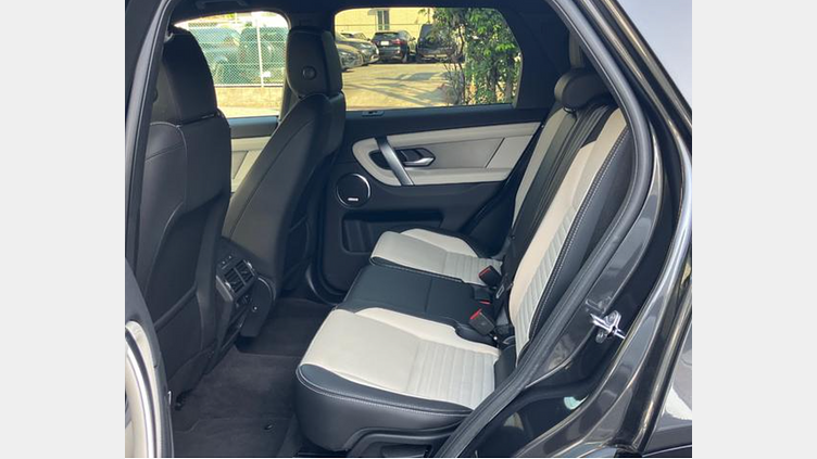 2024 認定中古車 Land Rover Discovery Sport カルパチアングレイ D200マイルドハイブリッド（ディーゼル） 標準ホイール DYNAMIC SE