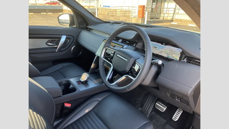 2024 認定中古車 Land Rover Discovery Sport カルパチアングレイ D200マイルドハイブリッド（ディーゼル） 標準ホイール DYNAMIC SE