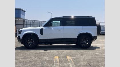 Defender 110 4