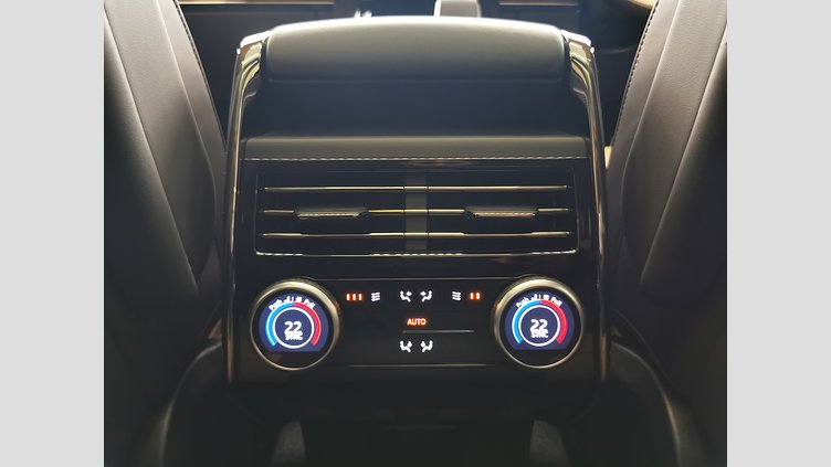 2024 認定中古車 Land Rover Range Rover Sport シャラントグレイ P550eプラグインハイブリッド（ガソリン） スタンダードホイールベース Autobiography