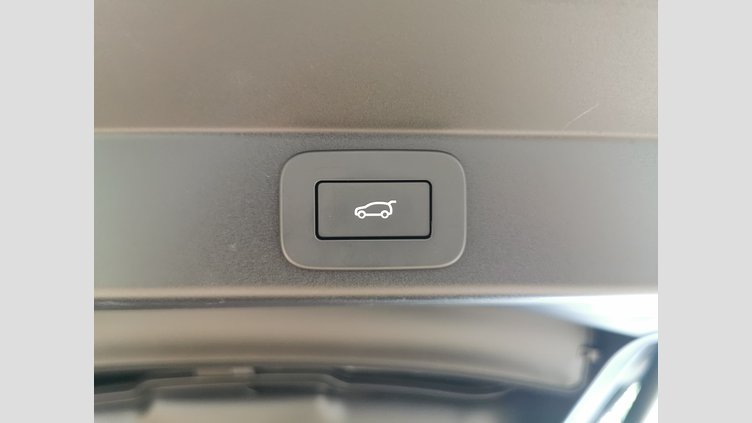2024 認定中古車 Land Rover Range Rover Sport シャラントグレイ P550eプラグインハイブリッド（ガソリン） スタンダードホイールベース Autobiography