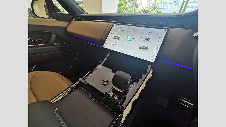 2024 認定中古車 Land Rover Range Rover Sport シャラントグレイ P550eプラグインハイブリッド（ガソリン） スタンダードホイールベース Autobiography