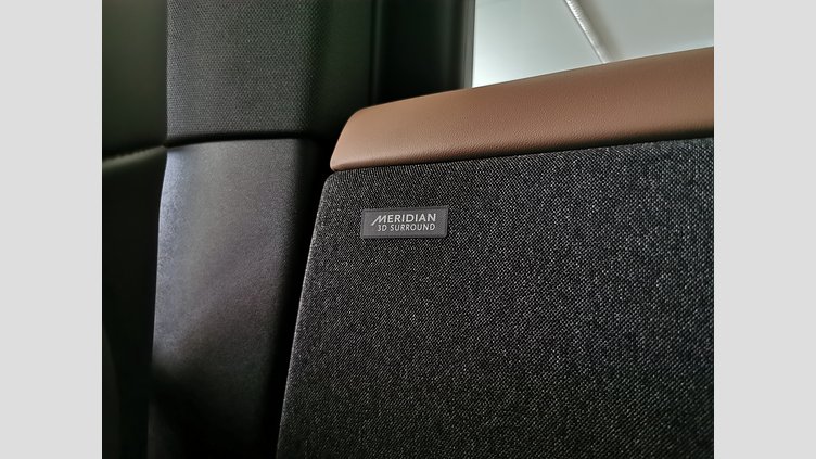 2024 認定中古車 Land Rover Range Rover Sport シャラントグレイ P550eプラグインハイブリッド（ガソリン） スタンダードホイールベース Autobiography