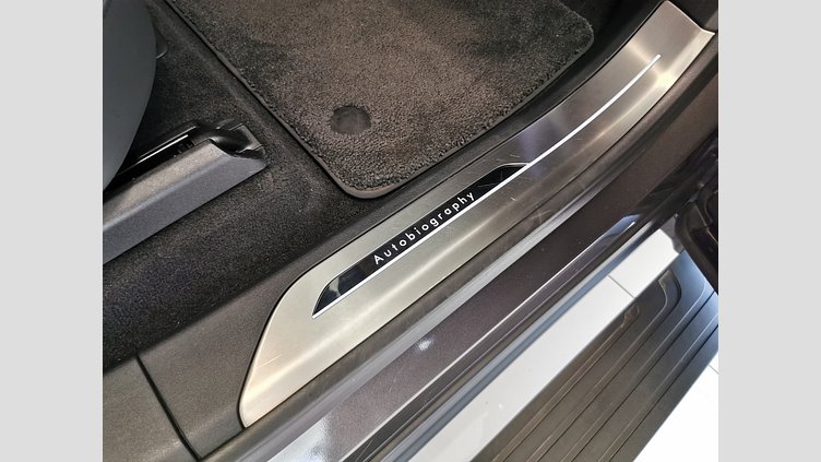 2024 認定中古車 Land Rover Range Rover Sport シャラントグレイ P550eプラグインハイブリッド（ガソリン） スタンダードホイールベース Autobiography