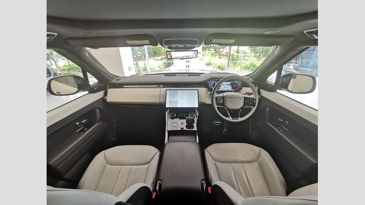 2023 認定中古車 Land Rover Range Rover Sport フジホワイト 3.0リッター6気筒300PSターボチャージドディーゼルMHEV（オートマチック） AUTOBIOGRAPHY