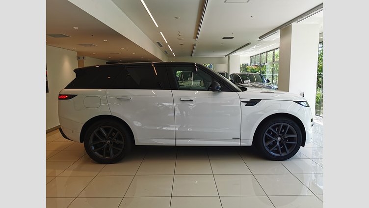 2023 認定中古車 Land Rover Range Rover Sport フジホワイト 3.0リッター6気筒300PSターボチャージドディーゼルMHEV（オートマチック） AUTOBIOGRAPHY