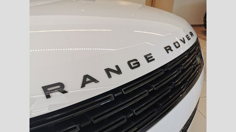 2023 認定中古車 Land Rover Range Rover Sport フジホワイト 3.0リッター6気筒300PSターボチャージドディーゼルMHEV（オートマチック） AUTOBIOGRAPHY