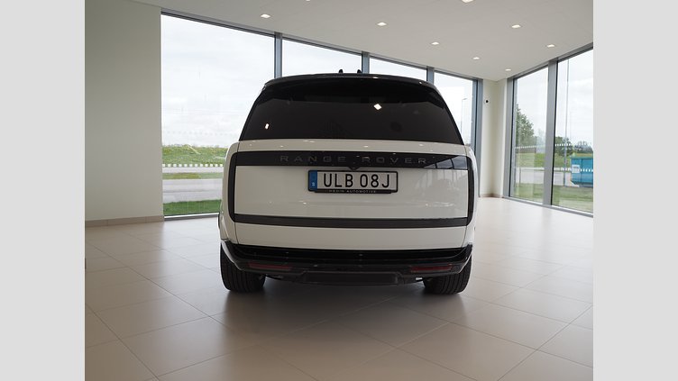 2023 Begagnad Land Rover Range Rover Fuji White P550e AWD AUTO PHEV STANDARD HJULBAS AUTOBIOGRAPHY