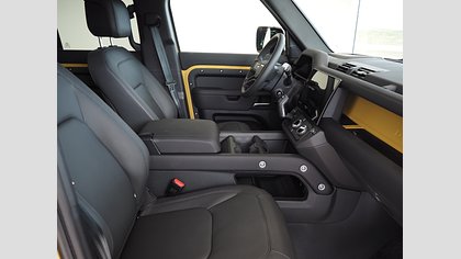 Defender 110 11