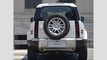 Defender 110 6