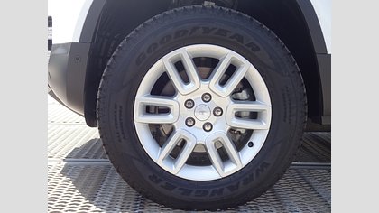 Defender 110 17