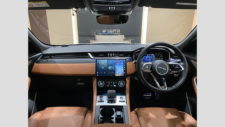 2023 認定中古車 Jaguar F-Pace フジホワイト P250 AWD（オートマチック） R-DYNAMIC BLACK