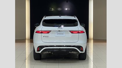 F-Pace 6