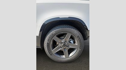 Defender 90 6