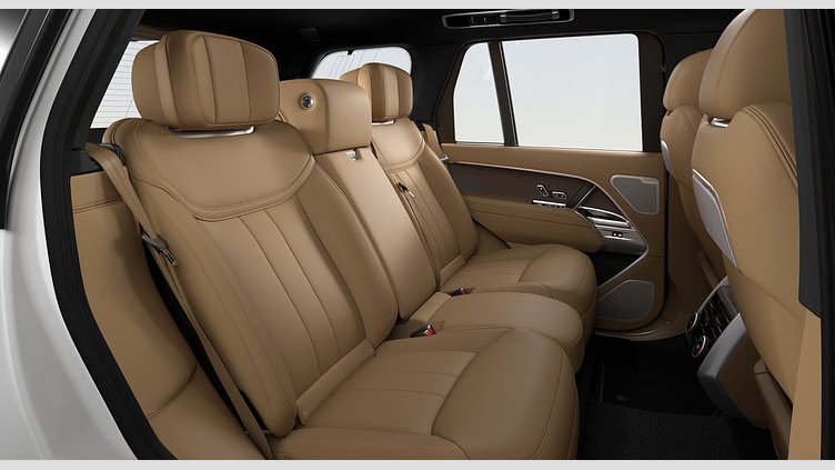 2026 新車 Land Rover Range Rover オストゥーニパールホワイト（お取り扱いの有無については正規ディーラーにお問い合わせください） D350 AWD MHEV（AT） スタンダードホイールベース Autobiography