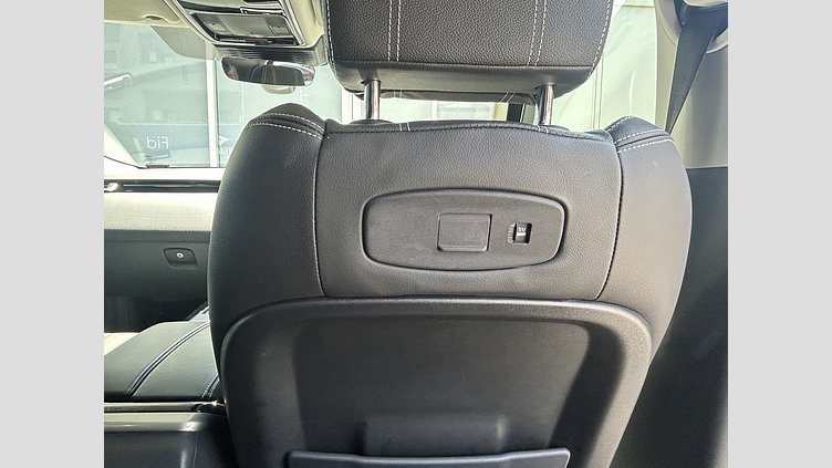 2021 認定中古車 Land Rover Range Rover Velar フジホワイト D200 AWD（オートマチック） MHEV ベースグレード 200PS