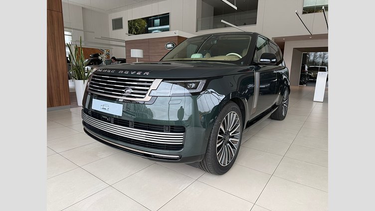 2026 Novo vozilo Land Rover Range Rover Belgravia Green P550e AWD PHEV SV Normaler Radstand SV