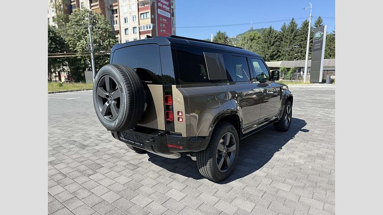 2025 Novo vozilo Land Rover Defender 110 Gondwana Stone D300 AWD MHEV X-Dynamic SE