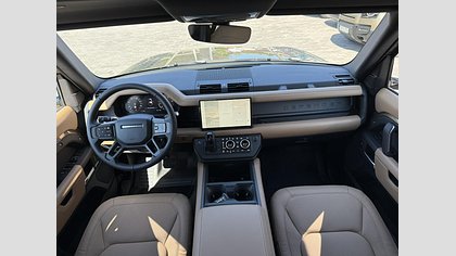 Defender 110 8