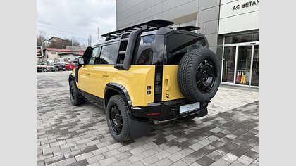 Defender 110 4