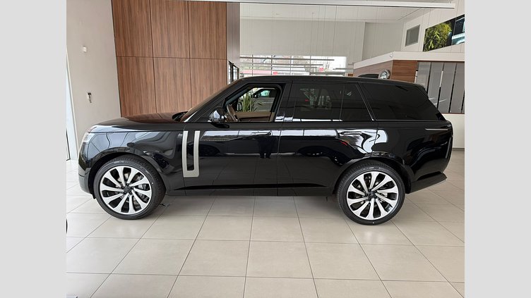 2026 Novo vozilo Land Rover Range Rover Santorini Black D350 AWD MHEV Normaler Radstand HSE