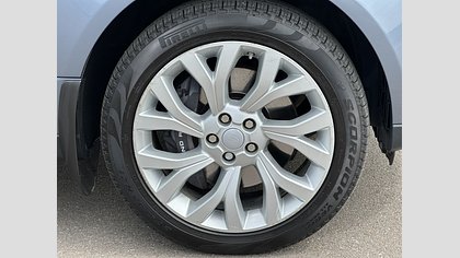 Range Rover 9