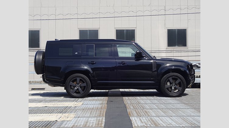 2023 認定中古車 Land Rover Defender 130 サントリーニブラック D300 AWD AUTOMATIC MHEV X-DYNAMIC HSE ローンチエディション