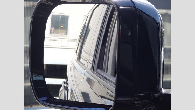 2023 認定中古車 Land Rover Defender 130 サントリーニブラック D300 AWD AUTOMATIC MHEV X-DYNAMIC HSE ローンチエディション