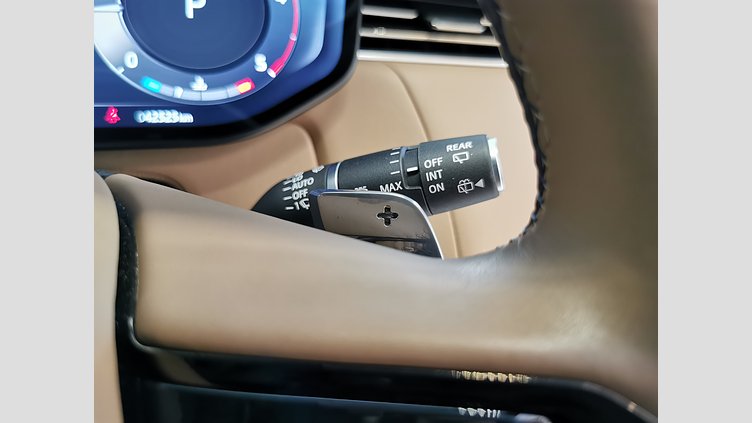 2023 認定中古車 Land Rover Range Rover Sport アイガーグレイ D300マイルドハイブリッド スタンダードホイールベース Dynamic SE