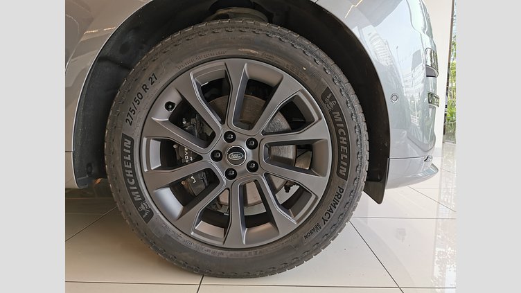 2023 認定中古車 Land Rover Range Rover Sport アイガーグレイ D300マイルドハイブリッド スタンダードホイールベース Dynamic SE
