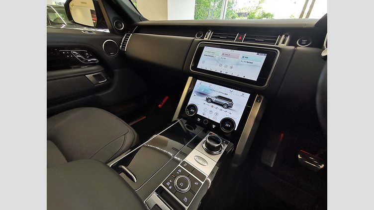 2021 認定中古車 Land Rover Range Rover サントリーニブラック 5.0リッターV8スーパーチャージド 525PS ガソリン スタンダードホイールベース VOGUE