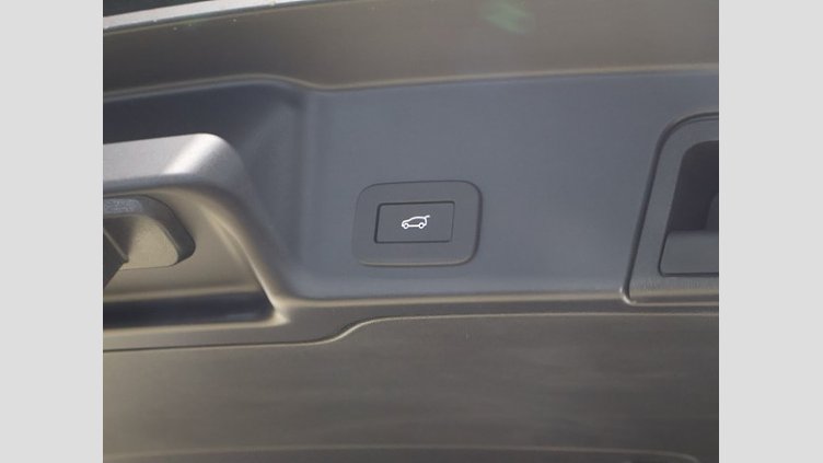 2024 認定中古車 Land Rover Range Rover Evoque オストゥーニパールホワイト P200（ガソリン） スタンダードホイールベース S