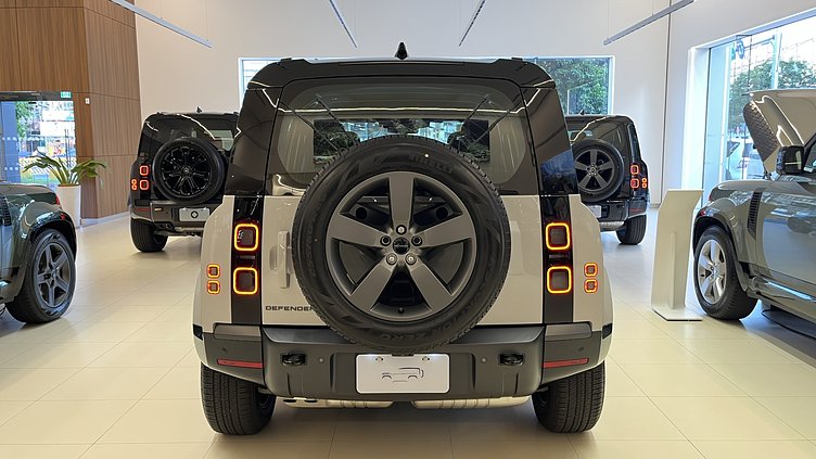 2026 新車 Land Rover Defender 110 (1CN) Borasco Grey 布拉斯卡灰 D350  輕油電混合 X-Dynamic HSE