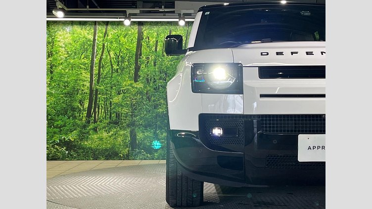 2023 認定中古車 Land Rover Defender 110 フジホワイト D300 AWD（AT） X-DYNAMIC HSE