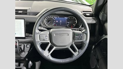 Defender 110 29