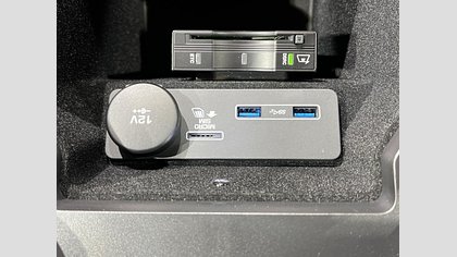 E-Pace 58