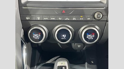E-Pace 12