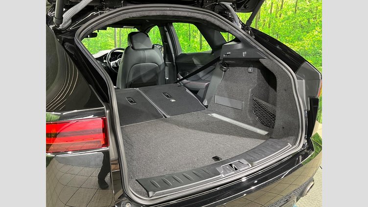 2018 認定中古車 Jaguar E-Pace サントリーニ ブラック D180 オートマチック全輪駆動 FIRST EDITION