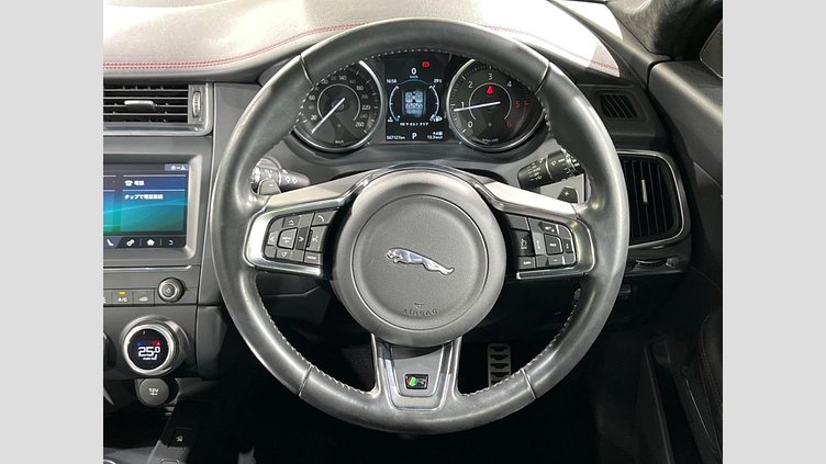 2018 認定中古車 Jaguar E-Pace サントリーニ ブラック D180 オートマチック全輪駆動 FIRST EDITION