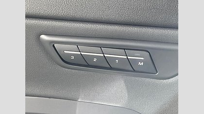 E-Pace 16