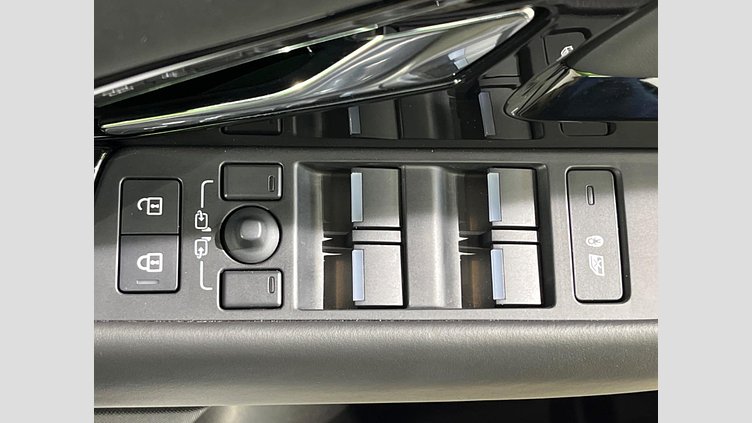 2024 認定中古車 Land Rover Range Rover Evoque フジホワイト プラグインハイブリッド（ガソリン） Standard Wheelbase DYNAMIC HSE