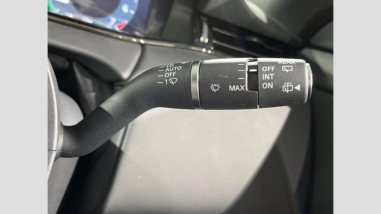 2024 認定中古車 Land Rover Range Rover Evoque フジホワイト プラグインハイブリッド（ガソリン） Standard Wheelbase DYNAMIC HSE
