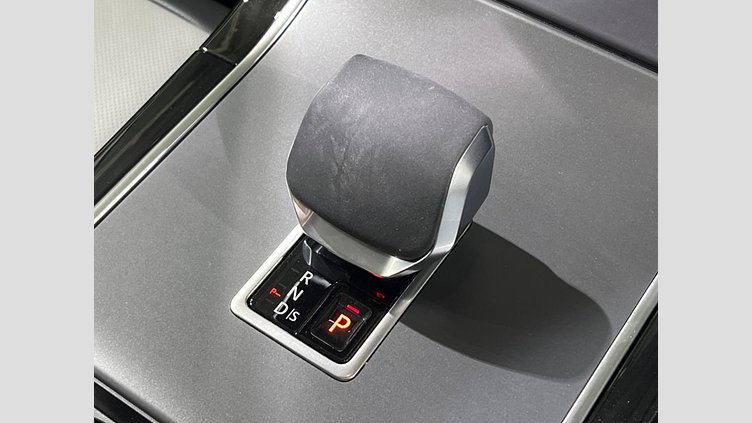2024 認定中古車 Land Rover Range Rover Velar サントリーニブラック P400eプラグインハイブリッド（ガソリン） スタンダードホイールベース Dynamic SE
