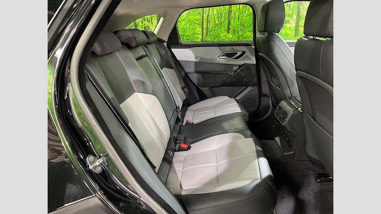 2024 認定中古車 Land Rover Range Rover Velar サントリーニブラック P400eプラグインハイブリッド（ガソリン） スタンダードホイールベース Dynamic SE