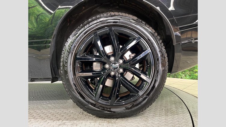 2024 認定中古車 Land Rover Range Rover Velar サントリーニブラック P400eプラグインハイブリッド（ガソリン） スタンダードホイールベース Dynamic SE