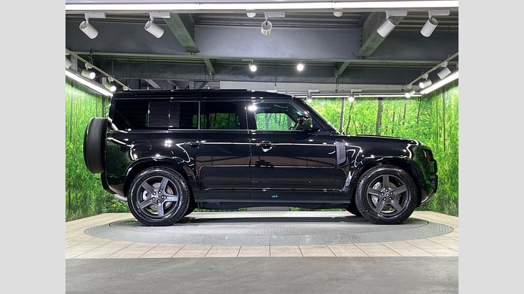 2025 認定中古車 Land Rover Defender 110 サントリーニブラック D350 ディーゼルマイルドハイブリッド X-Dynamic HSE