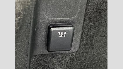 E-Pace 53