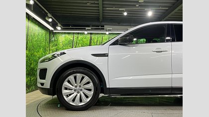 E-Pace 26